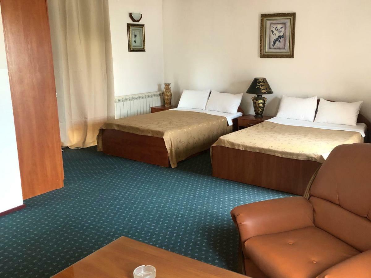 سكوبجي Hotel Vergina المظهر الخارجي الصورة
