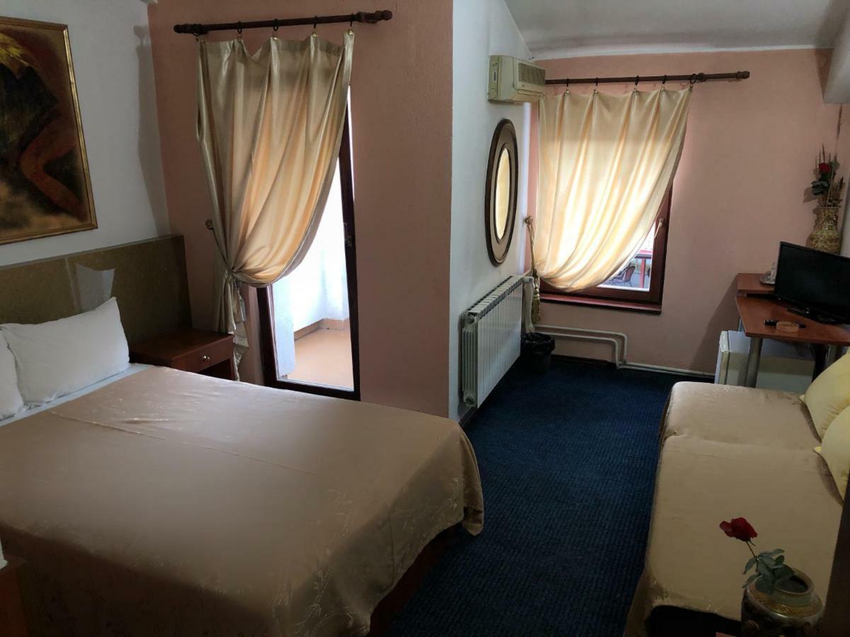 سكوبجي Hotel Vergina المظهر الخارجي الصورة